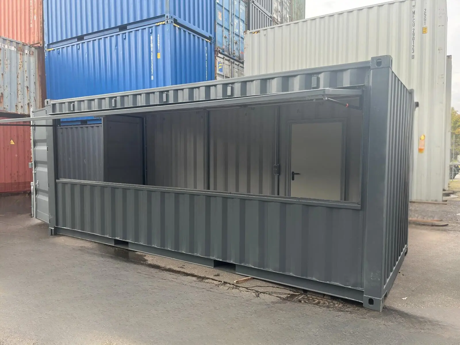 20 Fuss Barcontainer - Image 2